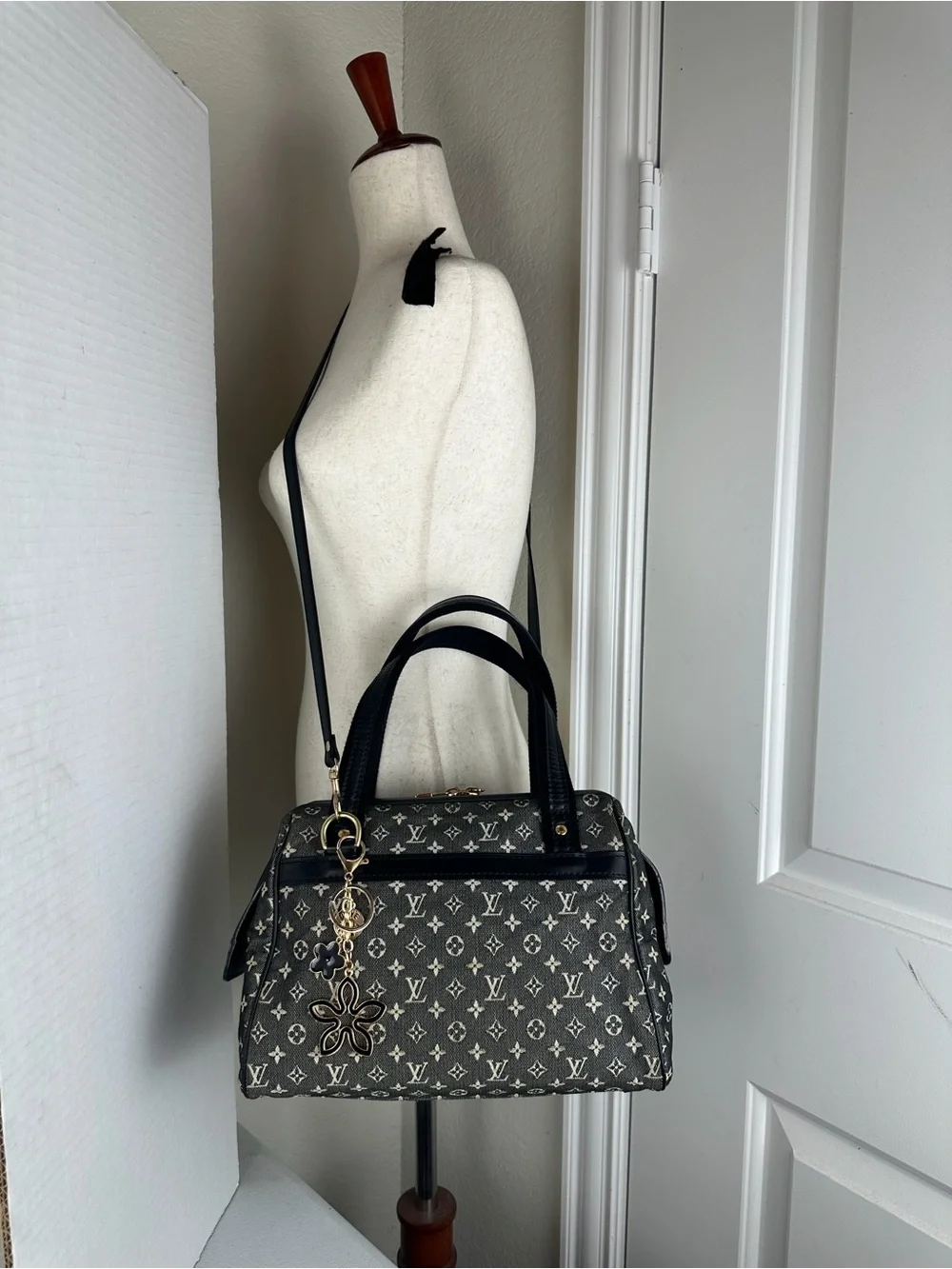 Louis Vuitton Mini Lin Josephine PM Noir Satchel Monogram Canvas Rare